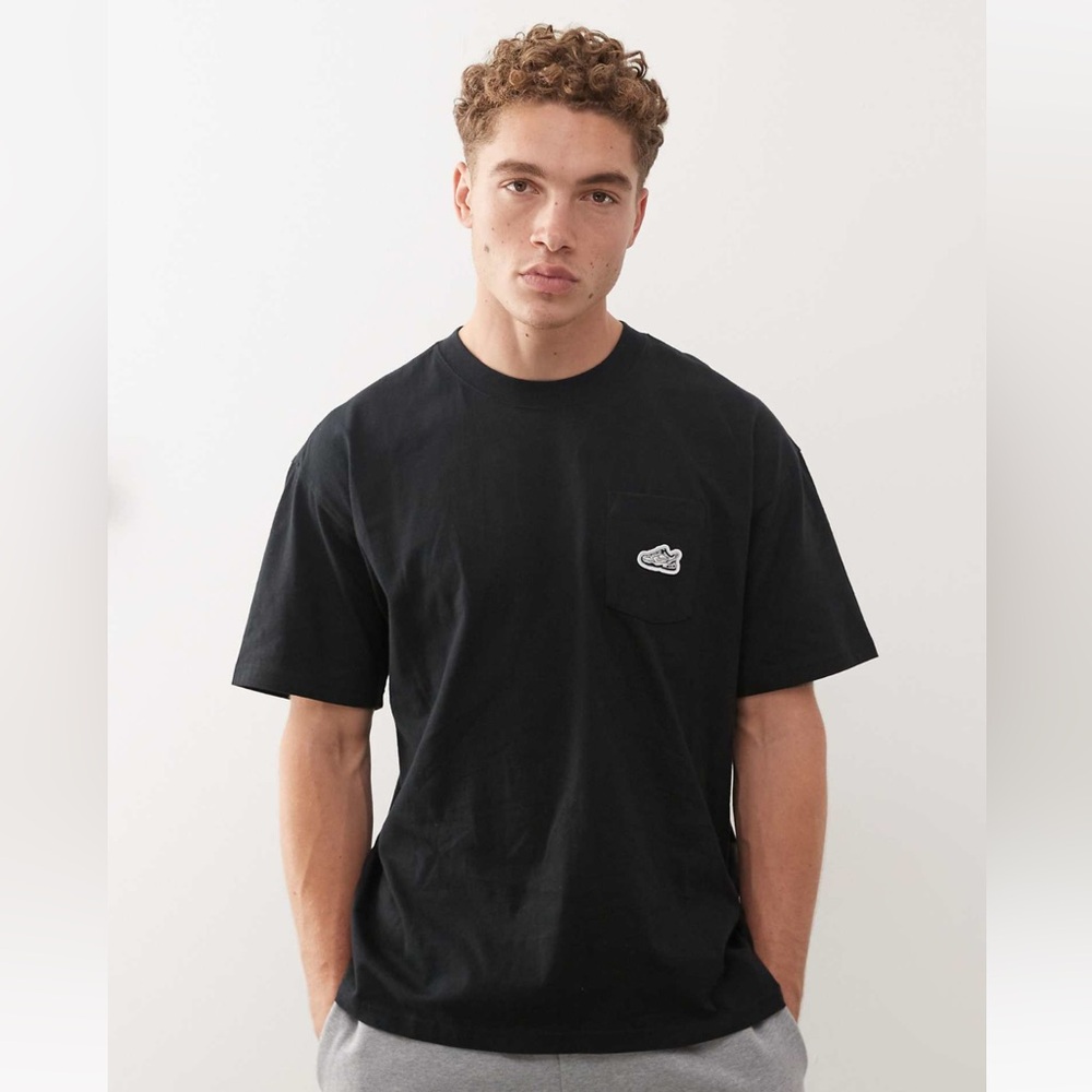 Nike Path Logo T-shirt